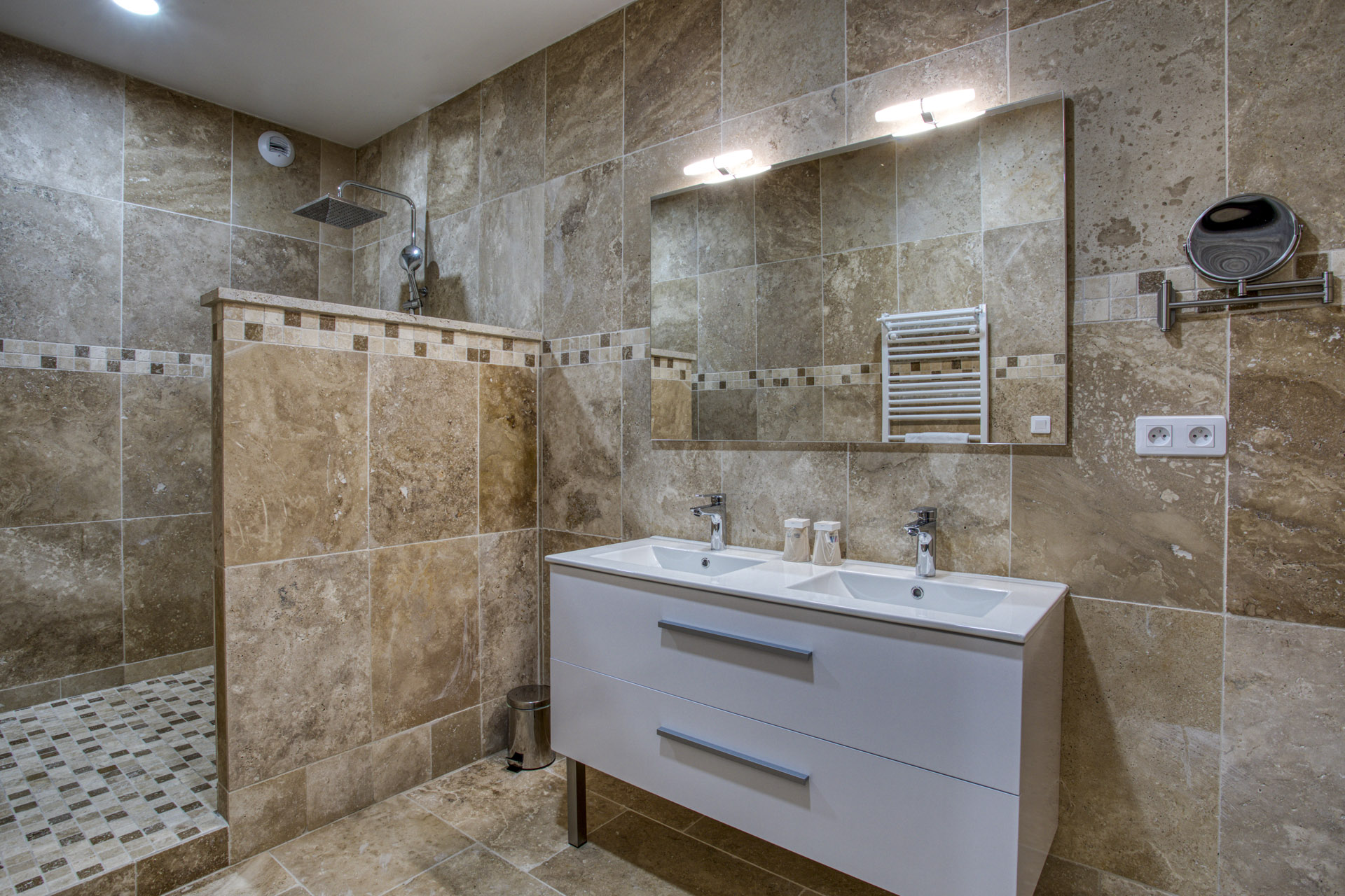 Com Images photographe hotels sarlat dordogne Domaine de Monrecour 34