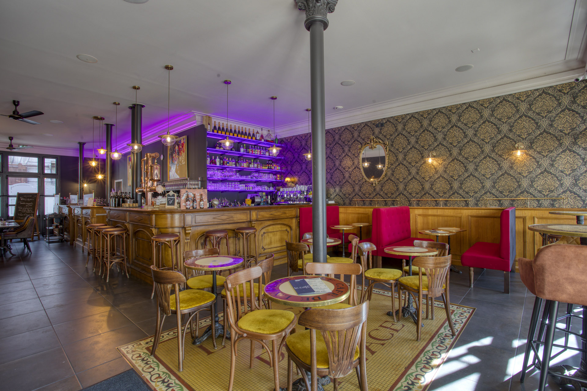 Com Images photographe restaurants sarlat dordogne Café de la Place 3