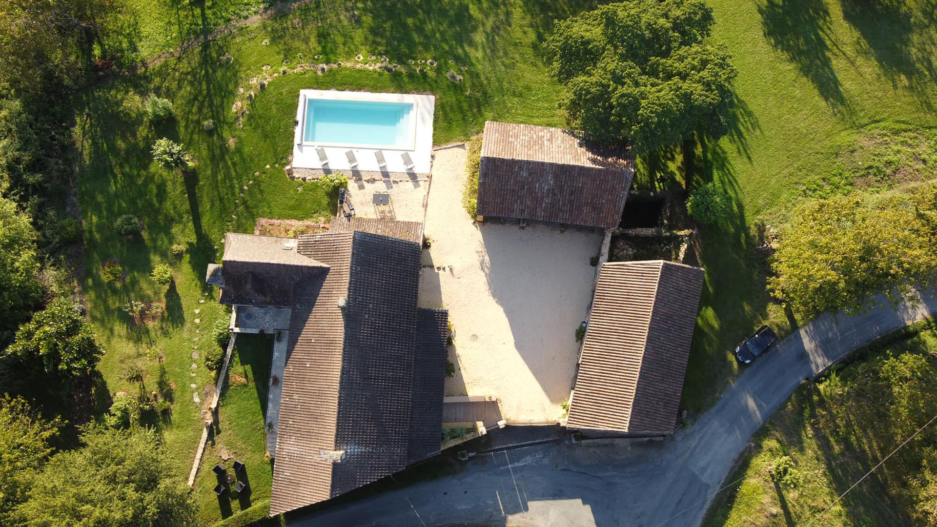 piscines minard piscines coque sarlat dordogne realisation SHERRY LOUNGE9 5
